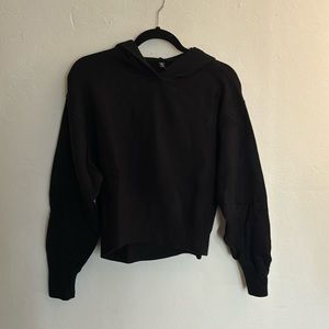 Onzie Cropped Hoodie